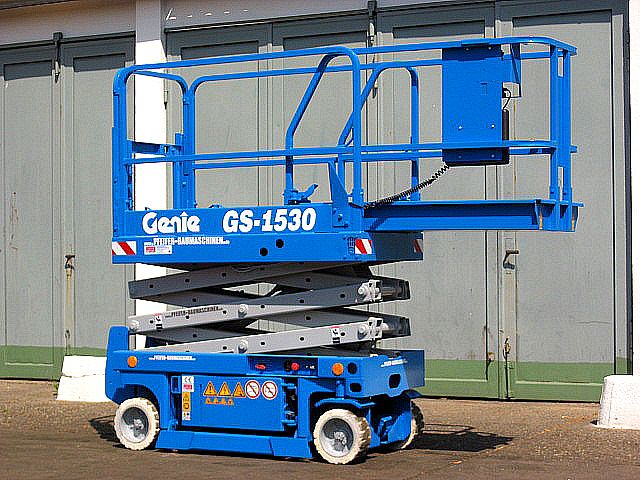 Scherenarbeitsbühne