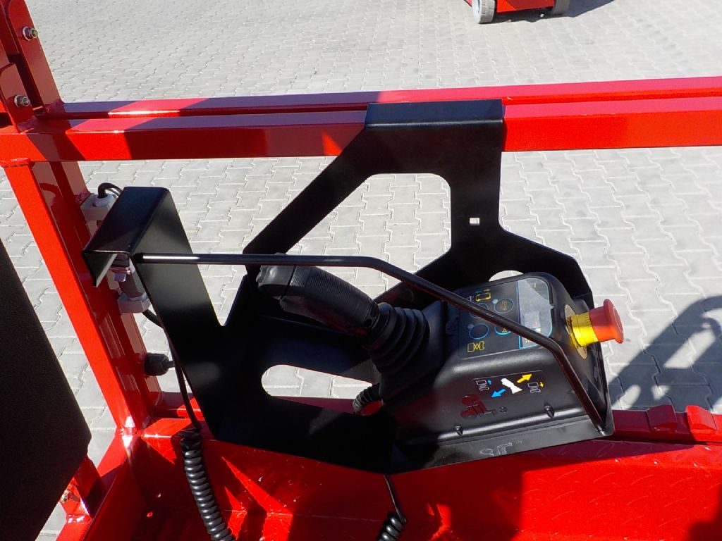 Scherenarbeitsbühne