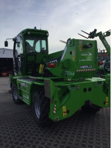 Teleskopstapler drehbar