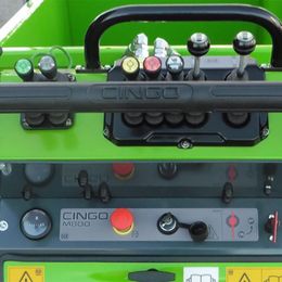 Merlo Cingo - M 800 TD