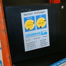 UVV-Prüfung an Hubwagen